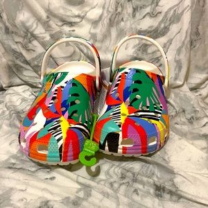 Crocs Unisex classic retro resort.